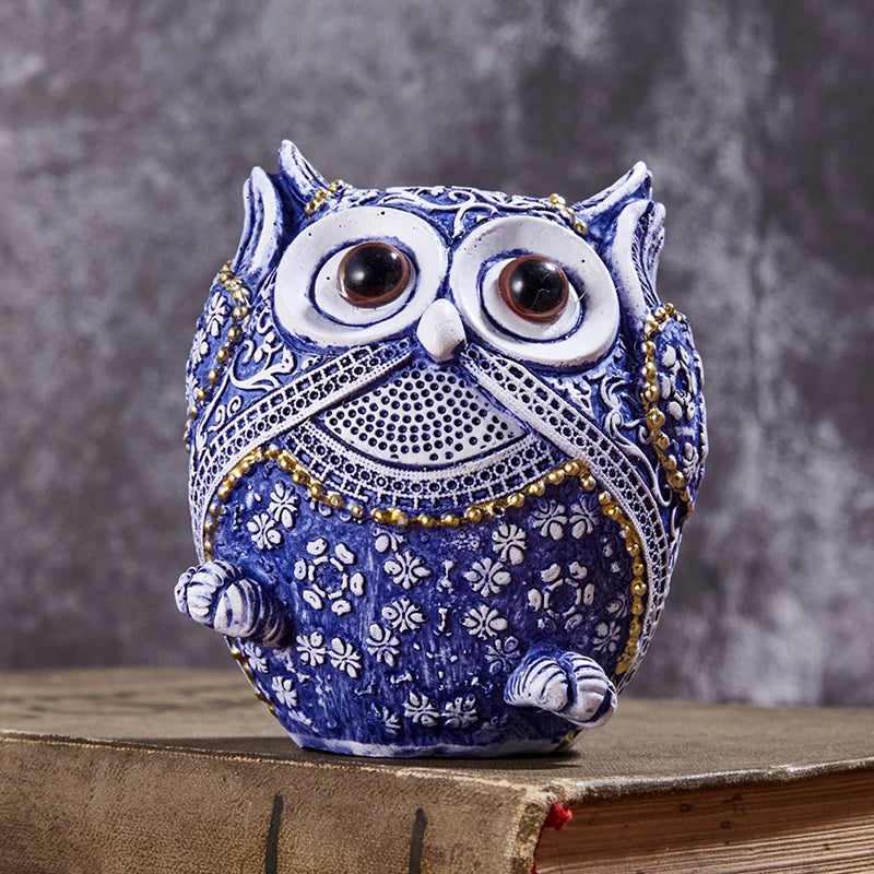 Nordic  Resin Blue and white porcelain color three uncreative cute owl home furnishings office desktop lucky housewarming gift