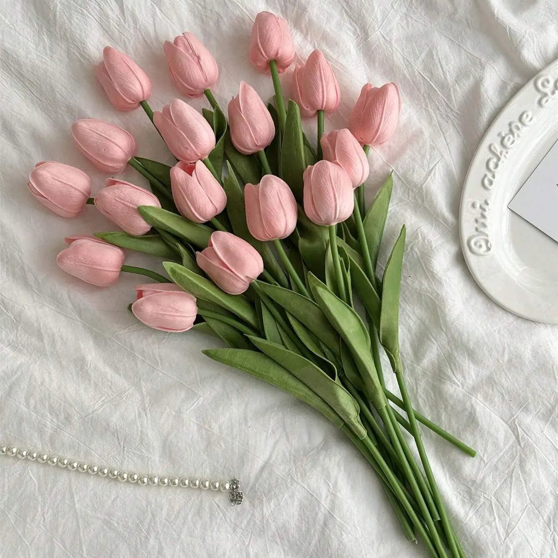 Elegant Tulips in Transparent Vase, Durable Polyurethane Flowers for Weddings, Engagements, Home Decor, Party Decoration