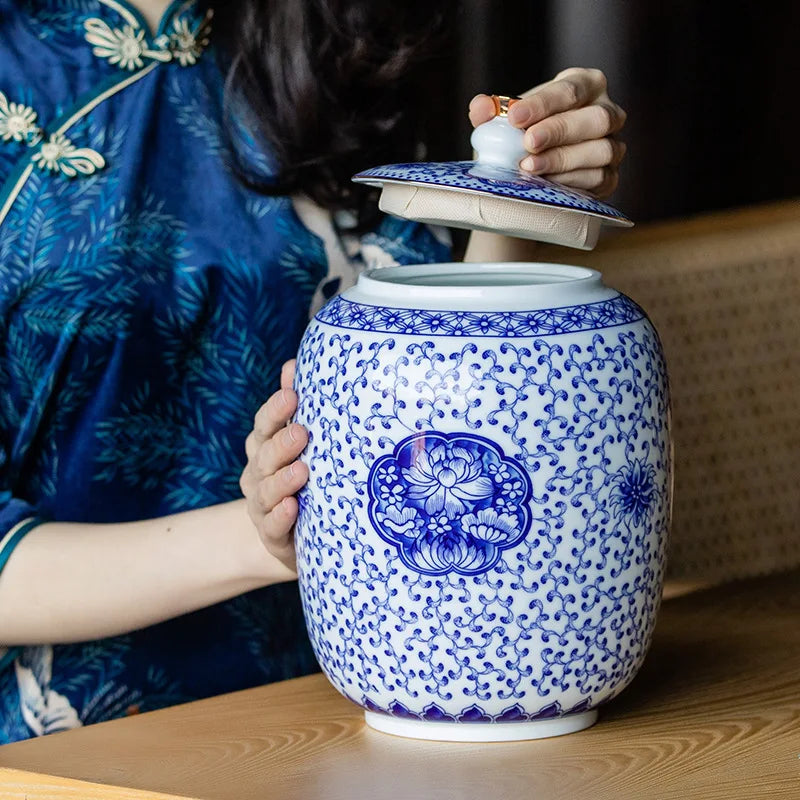 Paw Prints on Heart Urn - Engravable Pet Ashes Keepsake Gift, Ceramic Memorial for Dog Cat Rabbit