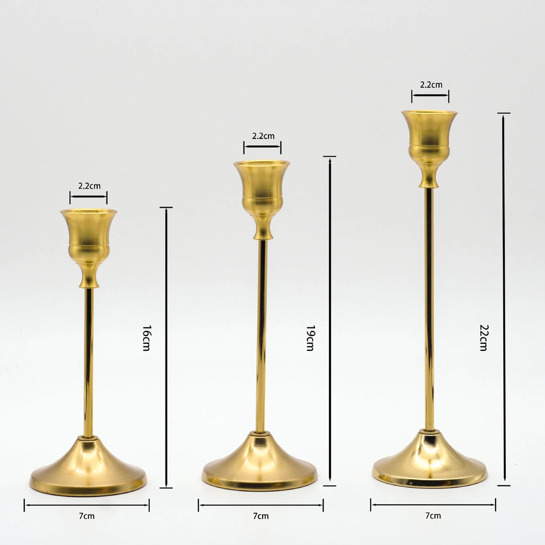 Exquisite Metal Candlestick for Wedding Table & Christmas Decor - European Style Candle Stand