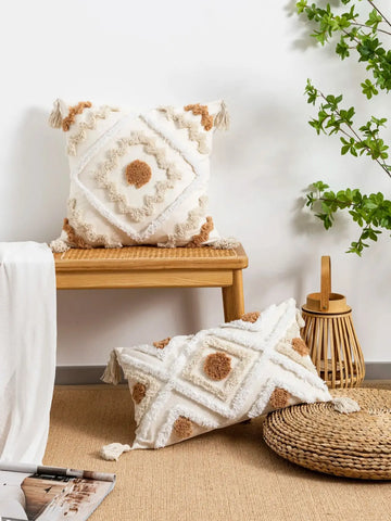 1 beige geometric wavy line pattern pillow cover, made of canvas fabric with Bohemian style, suitable for bedrooms and living ro