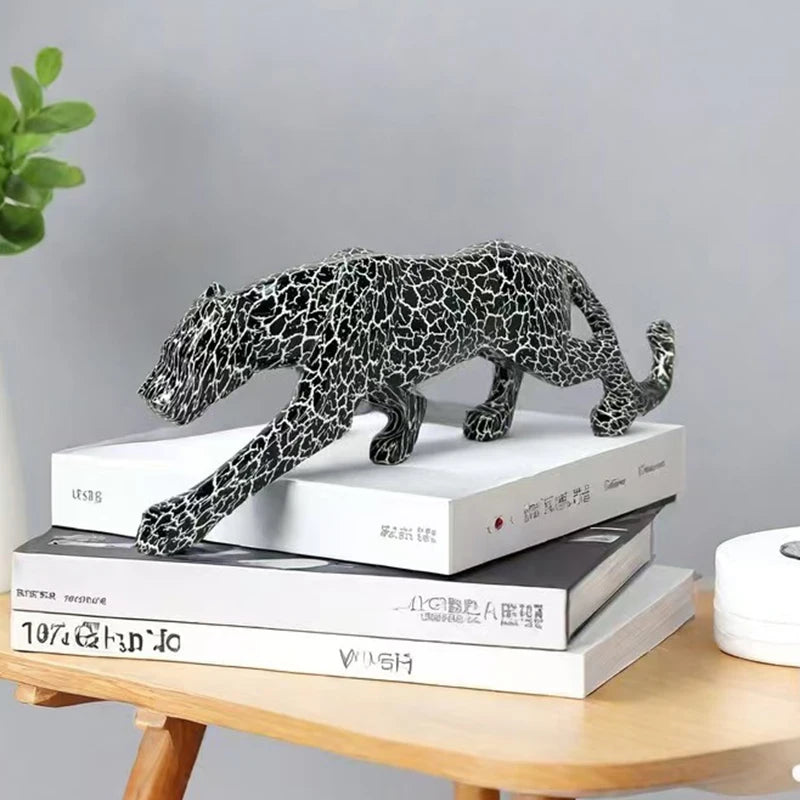 25.5cm Graffiti Panther Statue Animal Figurine Abstract Geometric Style Resin Leopard Sculpture Home Office Desktop Decoration