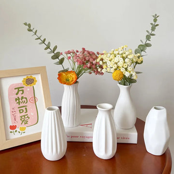 White Nordic Ceramic Flower Vase Retro Flower Bottle Creative Flower Arrangement Holder Simple Plant Pot Room Table Decor Mini