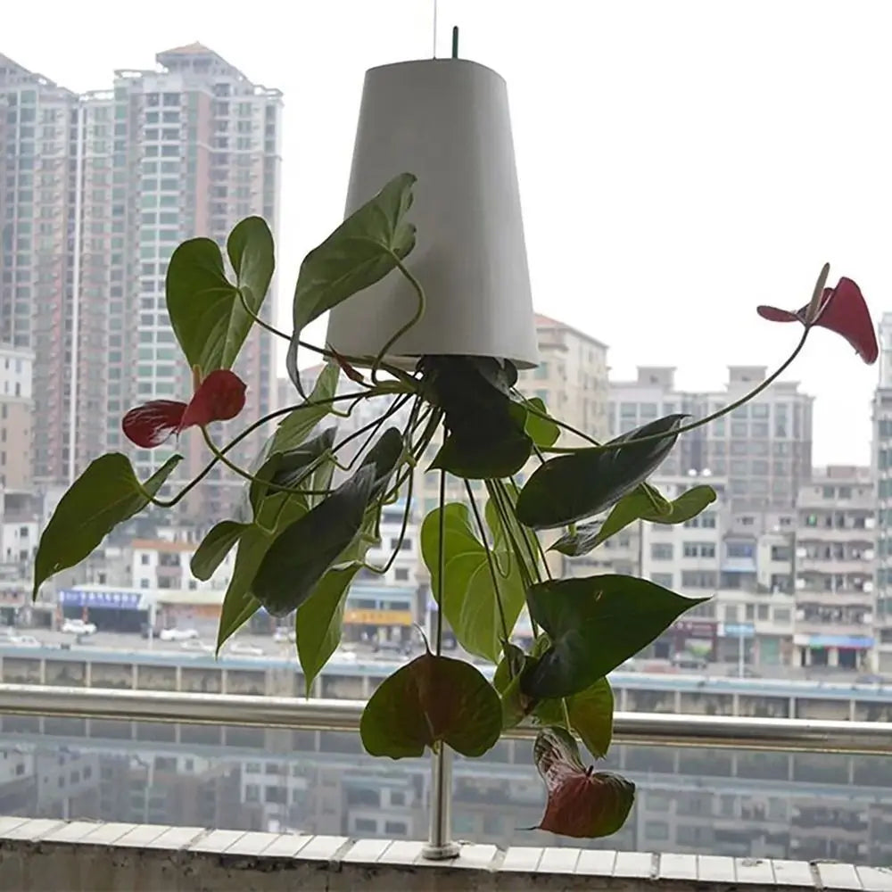 360-Degree Rotation Inverted Sky Garden Hanging Pot plastic Upside-Down Hanging Planter Pot New Upside Down Planter Flowerpot