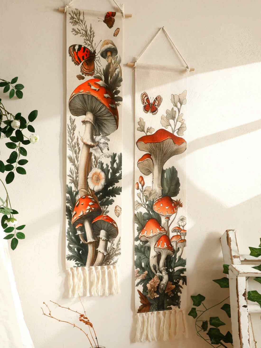1pc Vintage Mushroom Wall Tapestry with Butterfly Boho Botanical Forest Wall Art Banner Hanging Decorations for Home Living Room