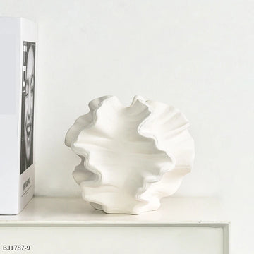 Minimalist Mirage Vase Ornament Ceramic Coral Vase Nordic Art Beige Living Room Desktop Center Decoration