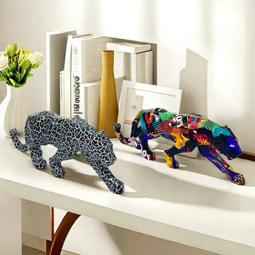 25.5cm Graffiti Panther Statue Animal Figurine Abstract Geometric Style Resin Leopard Sculpture Home Office Desktop Decoration