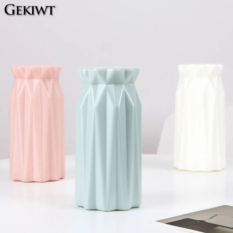 Plastic Dried Flower Vase with Minimalist Geometry Plastic Flower Pot Living Room Small and Fresh Flower Arrangement Decoration