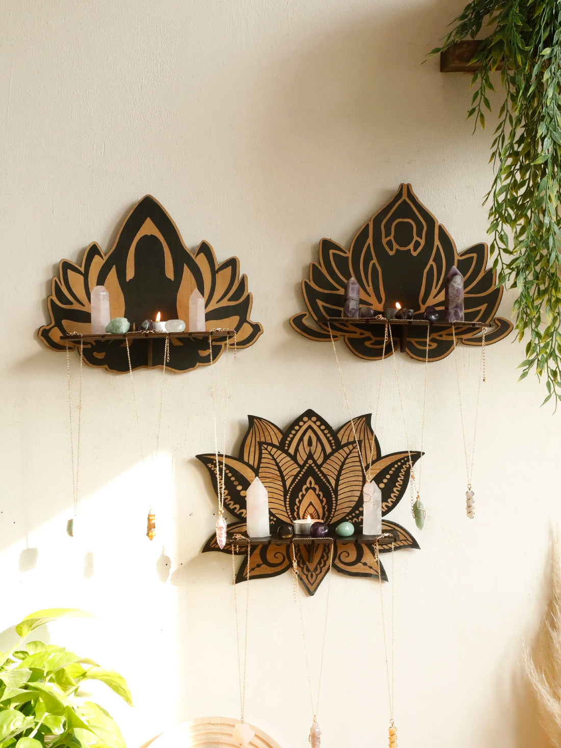 Lotus Ccrystal Shelf Display Black Wooden Wall Shelves Boho Floating Wall Shelf for Bedrooms Offices Living Room Aesthetic Gift