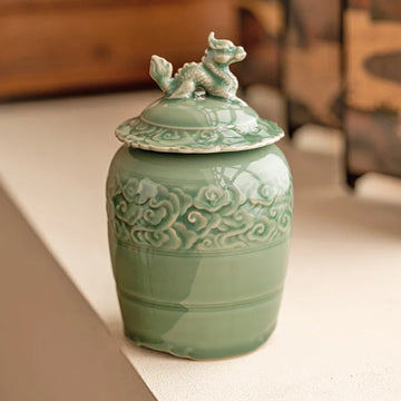 Keepsake Urn Container for Ashes Pet Memorial Cremation Urns Ceramic Urn Funeral Urns for Human Ashes Dog Urn Ashes for Human