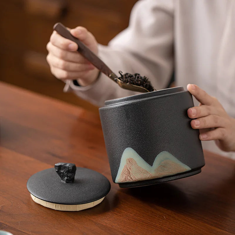 Petite Memorial Urn 0.4L - Custom Name Engraved for Budgies, Handcrafted Ceramic Gift