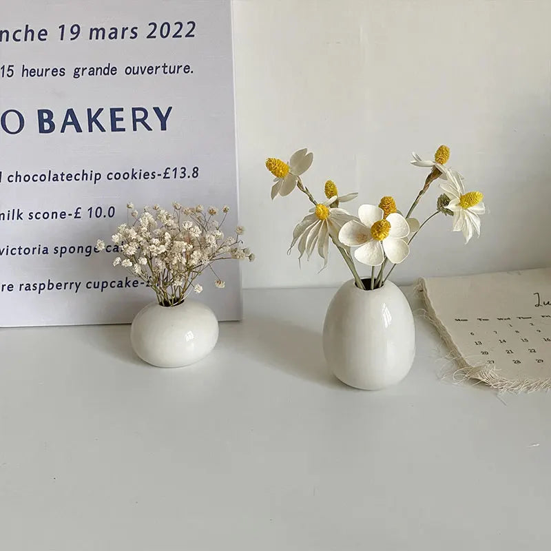 Korean Style Ceramic Bud Vase Small Single Stem Flower Vases Mini Plant Bottle Pots Decorative Floral Holder Home Desktop Decor